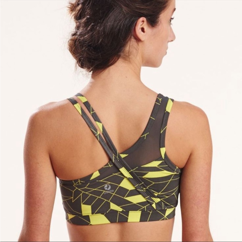 Oiselle Runway Sports Bra
